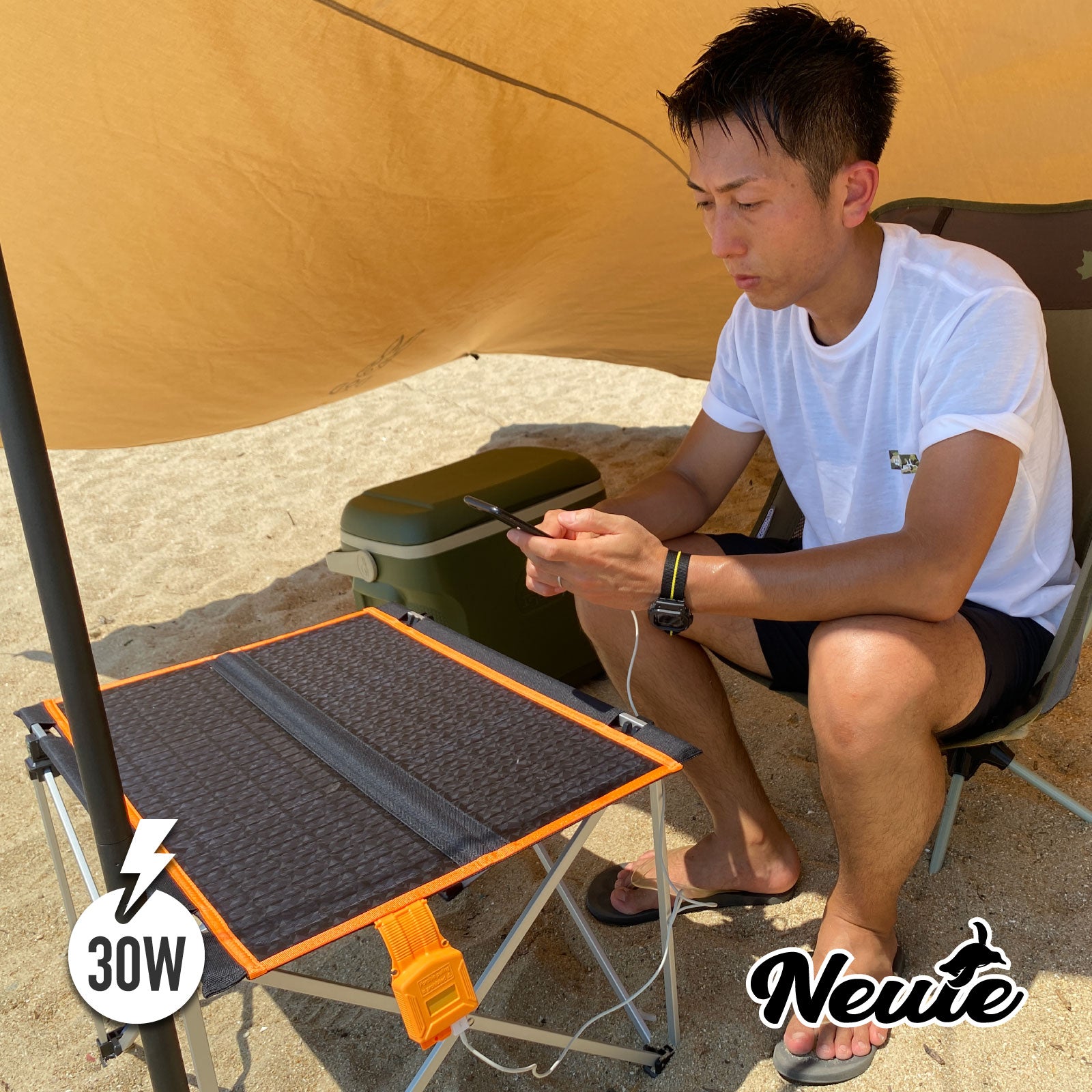Newie | ソーラーテーブル30W